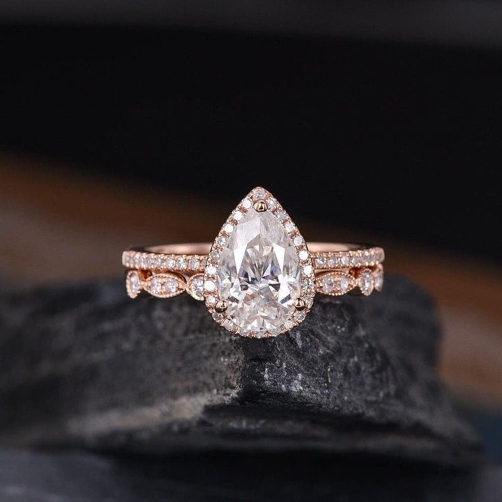 Buy 2Ct Pear Shaped Moissanite Engagement Ring Rose Gold Bridal Set ...