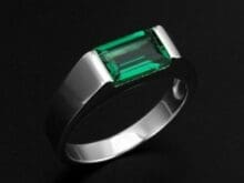 14K White Gold Finish 1.25 Ct Green Emerald Men's Wedding Band Solitaire Ring SJ8904