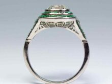 925 Silver Antique Art Deco Style Emerald and Clear CZ Vintage Engagement Ring SJ2368