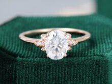 Oval cut Moissanite engagement ring set vintage Rose gold Unique engagement ring women Marquise Curved wedding Bridal Anniversary gift SJ2683