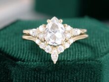 Pear shaped Moissanite engagement ring set vintage yellow gold unique engagement ring women Marquise diamond wedding Bridal Promise gift SJ2694