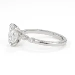 20250731_1257_Elegant White Gold Band_remix_01k1fnyhy5eq49x9stgf0f1b8j