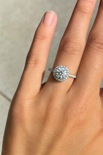 Round Cut 1.50ct EF VS1 Lab-Grown Diamond Halo Ring in 18K White Gold – Micro-Prong Band photo review
