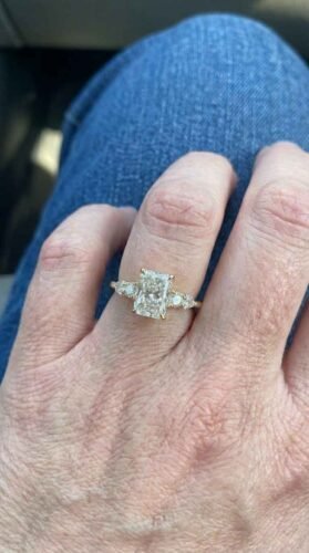 2.60 ctw Cushion & Round Lab Grown Diamond Three-Stone Ring, 925 Silver EF VS1 CVD photo review