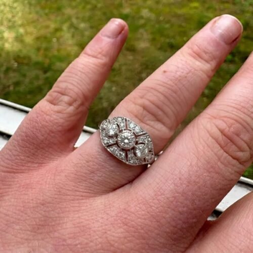 0.98 CT Round Lab Grown Diamond Art Deco Cluster Halo Engagement Ring E VS1 Certified Vintage Style Ring photo review