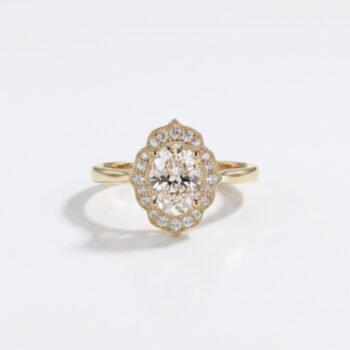 1.0-2.0Ct IGI Certified Oval Cut Lab Grown Diamond Vintage Scalloped Halo Ring, 14K Yellow Gold Milgrain Ring, E Color VS1 Clarity Antique Bridal Ring